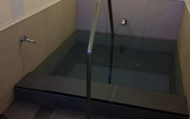 Hotel Crown Hills Goi