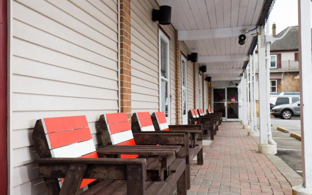 Wheelhouse Motel