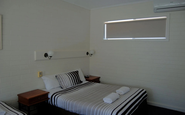 Guichen Bay Motel