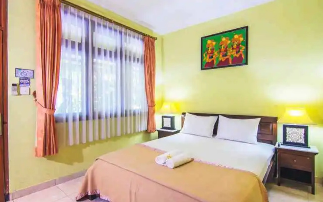 Puri Bunga Inn