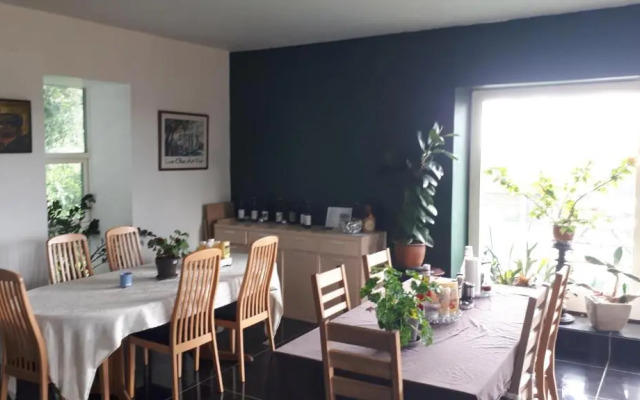 B&B Fryden Ly
