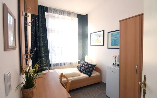 Hotel Ena