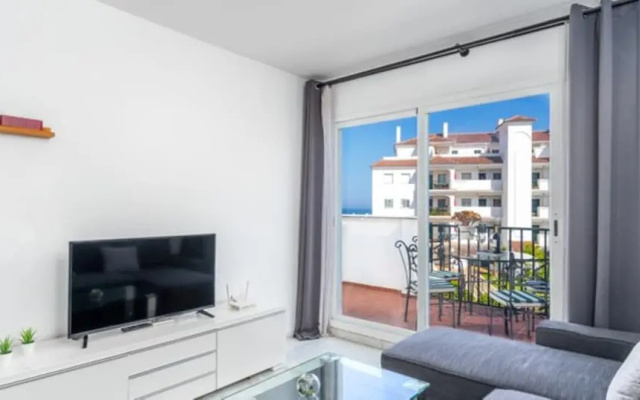 Apartment - 2 Bedrooms with Pool, WiFi and Sea views - 107889