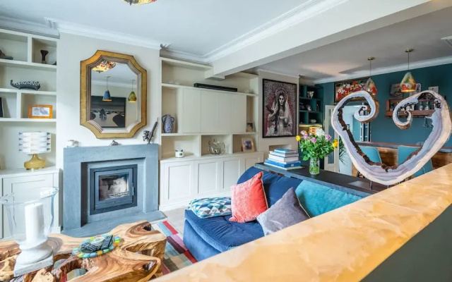 Immaculate Designer Home in Wandsworth