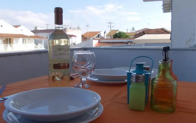Anthonys Kavos Hostel House