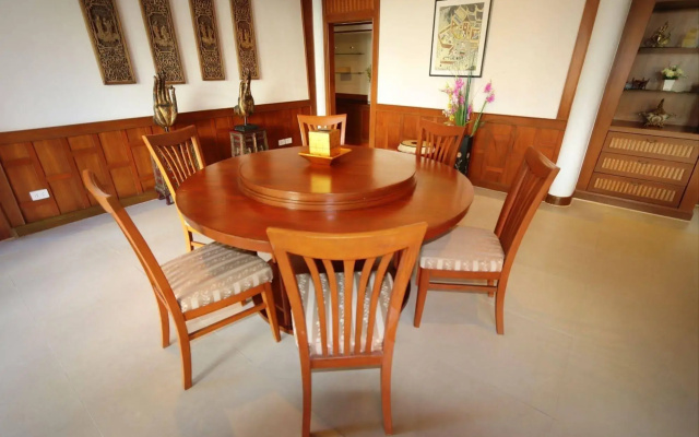 Sirinthara Villa