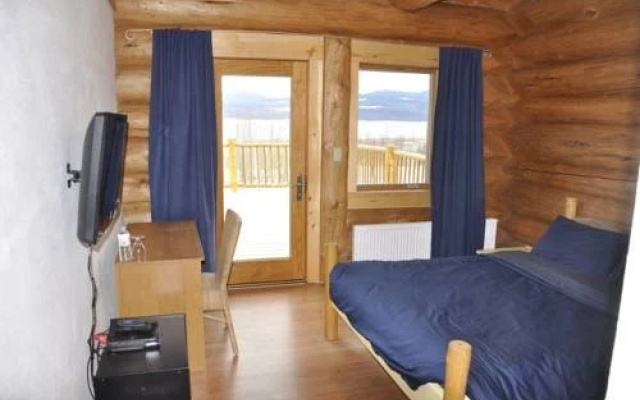 Williston Lake Resort