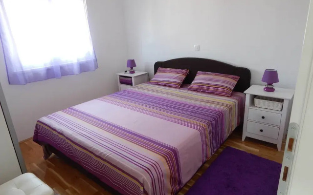 Homely Apartment in Trogir near Beach
