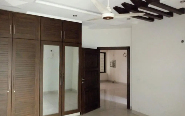 Grand Luxury Apartments