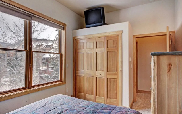 301MC Mill Creek by RedAwning