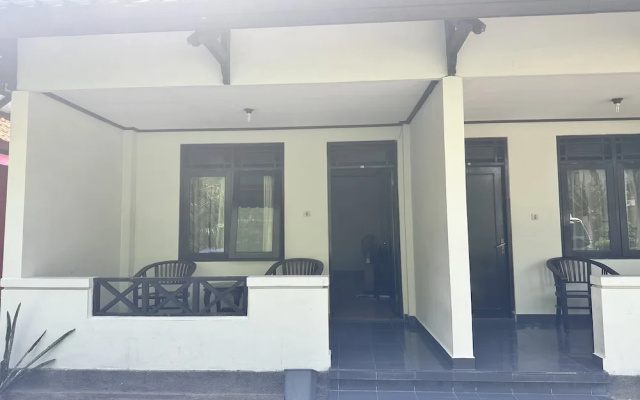 Hotel Warta Sari