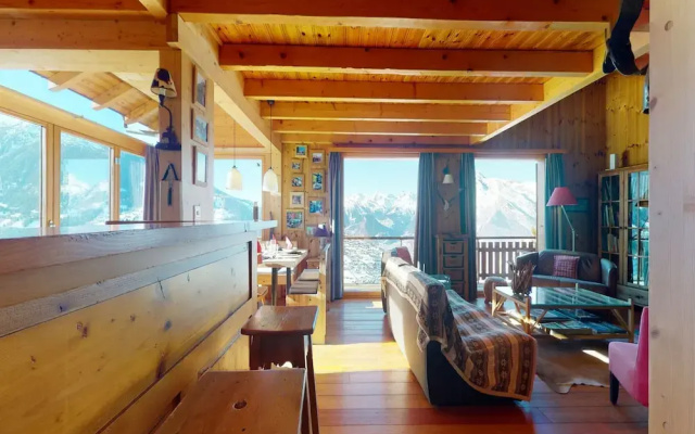 Chalet in the Heart of Valley With Balcony