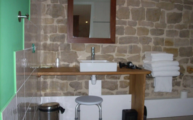 La Rochelle Lodge
