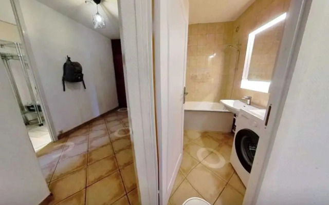 Cozy Room in a Friendly Shared Flat - Lyon 8th