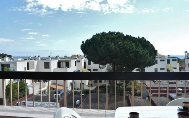 Appartement Bormes-les-Mimosas, 2 pièces, 4 personnes - FR-1-251-229