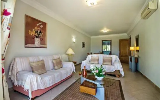 44 Fairviews Village Boavista