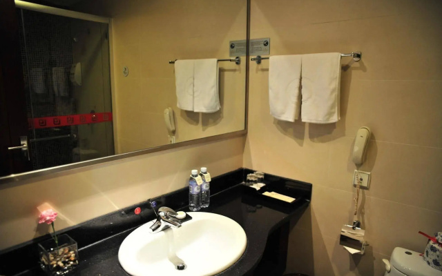 Detai Hotel Jiaonan