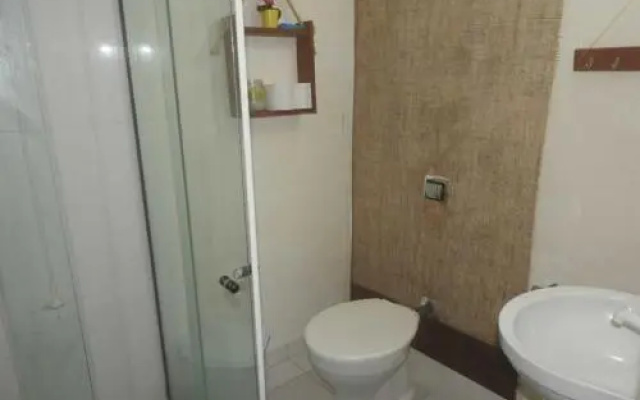 Rio Surf House Hostel e Pousada