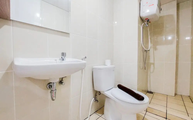 Comfort Living And Homey 2Br Apartment M-Town Residence