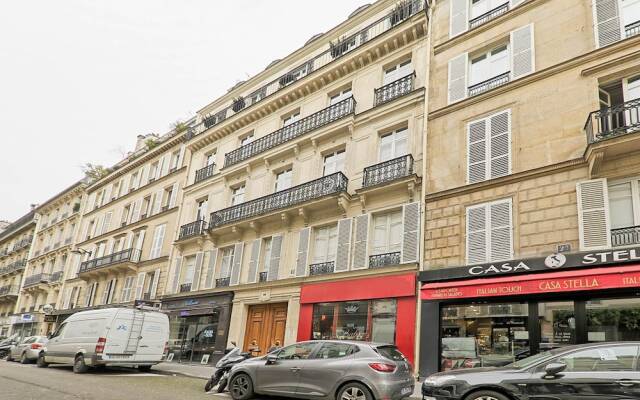 Отель Cocoon Loft - Champs-Elysées Франция, Париж - отзывы, цены и фото номеров - забронировать отель Cocoon Loft - Champs-Elysées онлайн вид на фасад