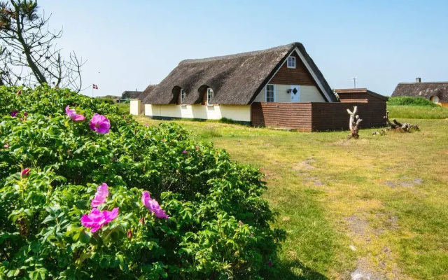 6 Person Holiday Home in Ringkobing-by Traum
