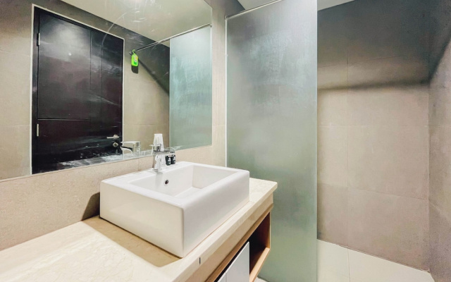 Delightful Studio Space At Apartment Patraland Amarta