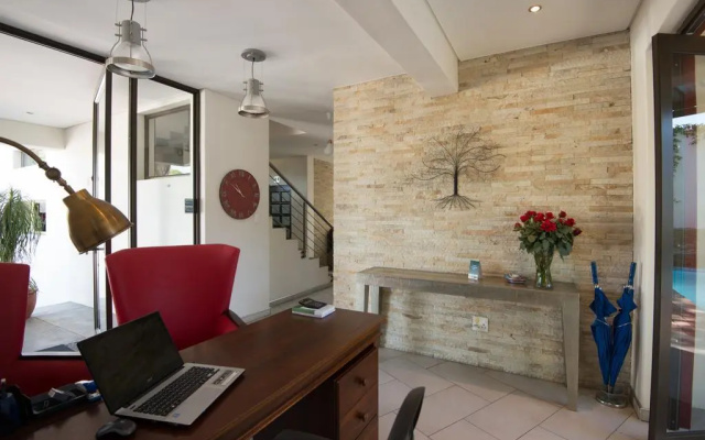Monte Bello Guesthouse