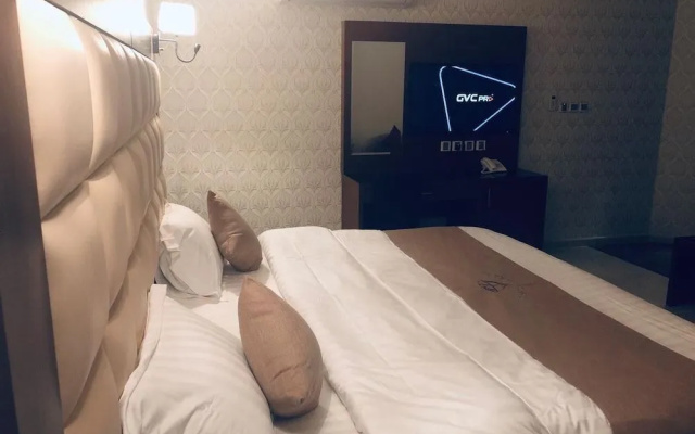 Luminous Diamond Suites
