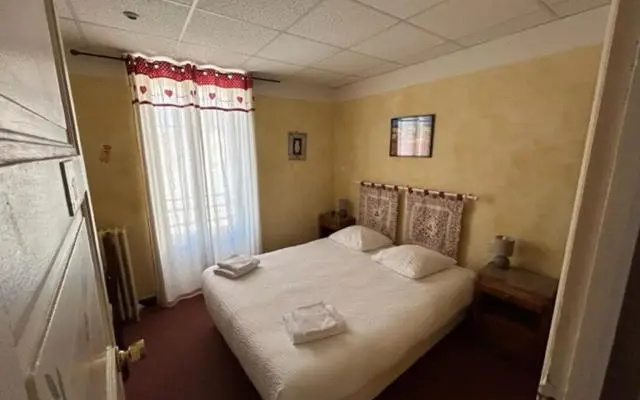 Logis Hotel le Louvre