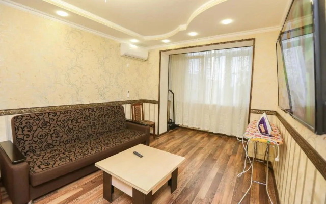 Apartment on Abazgaa 37/2