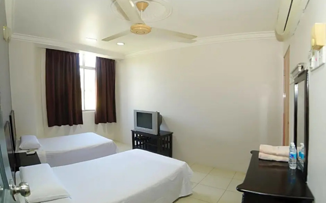 Poly Star Hotel