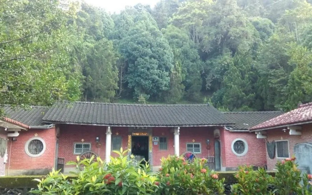 Hong Wa Cuo