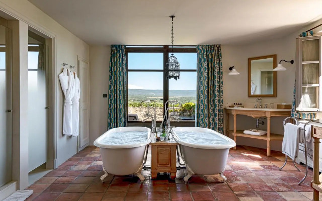Hotel Crillon Le Brave