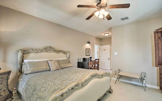 Luxury San Antonio Retreat: 110-acre Private Ranch