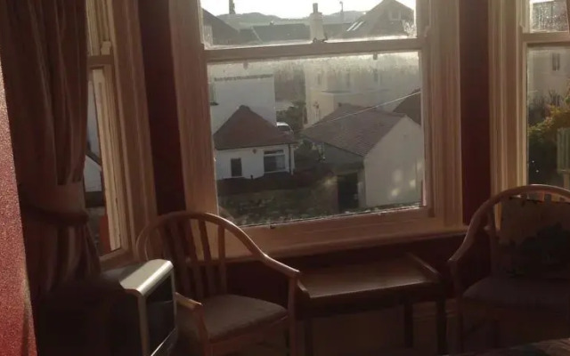 Westdale Guesthouse