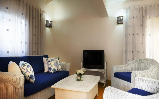 Condo Hotel Playa Las Ballenas