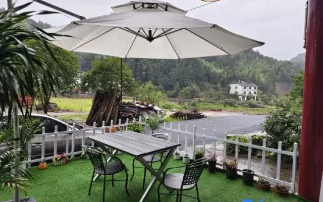 Jingjing Hotel