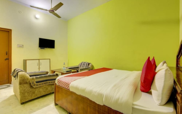 Hotel Moonlight meerut