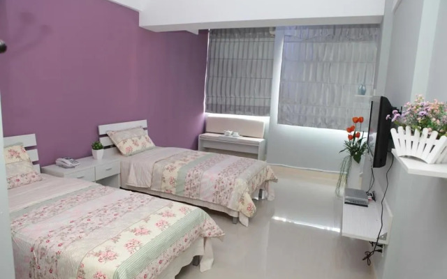 Sunshine Apartment Hotel
