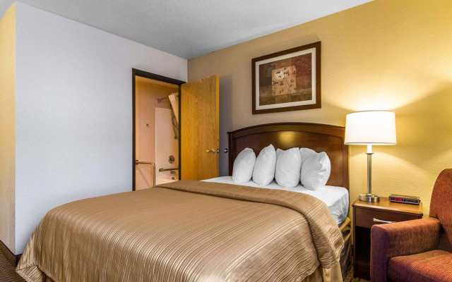 Quality Inn La Crosse North