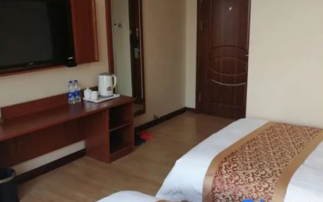 Super 8 Hotel (Baoding Xiong'an New District Rongcheng Center)