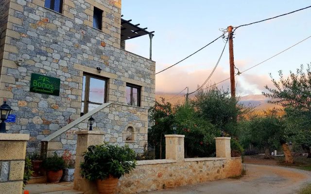 Bonos Apartments