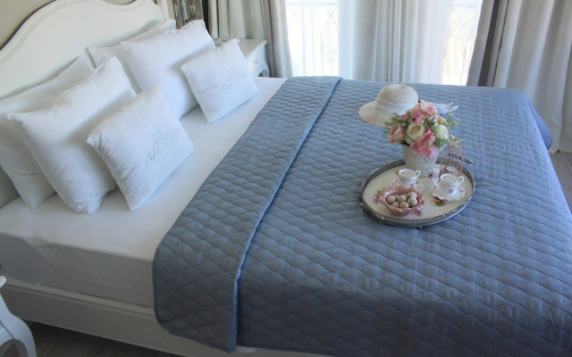 Eritrina Otel