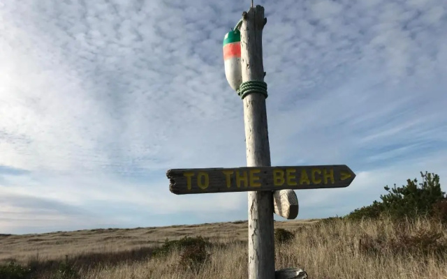The Lowtide Motel