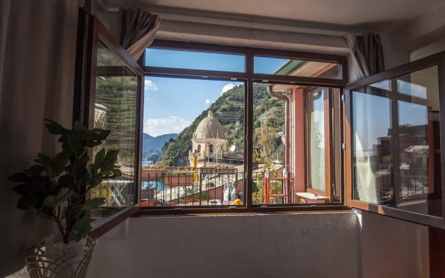 La Torretta dei Merli Studio with Unique Views