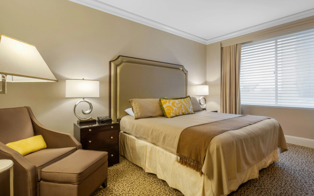 Omni Berkshire Place