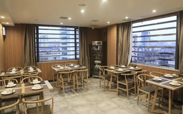 Lavande Hotel Nanchang Bayi Plaza