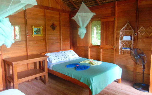 Dolphin Lodge