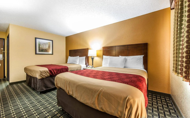 Econo Lodge Cartersville-Emerson Lake Point