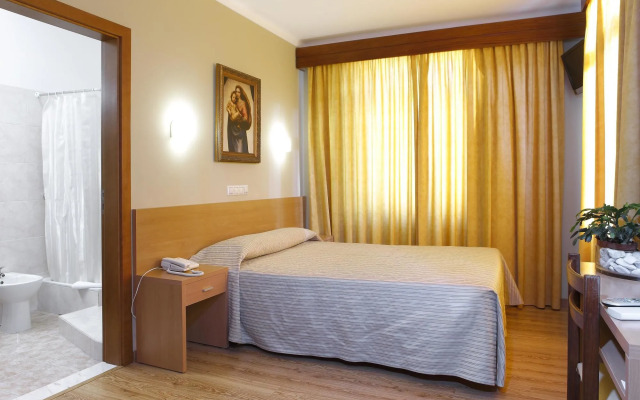 Domus Pacis Fatima Hotel
